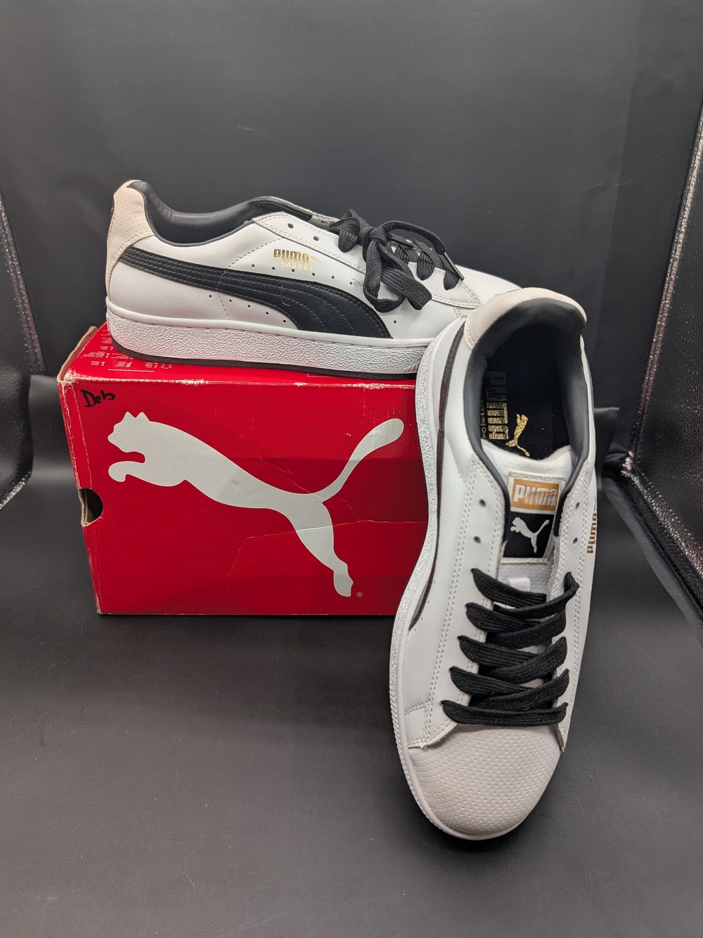 PUMA Men’s White and Black Classic Sneaker